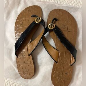 Tory Butch Flip Flops